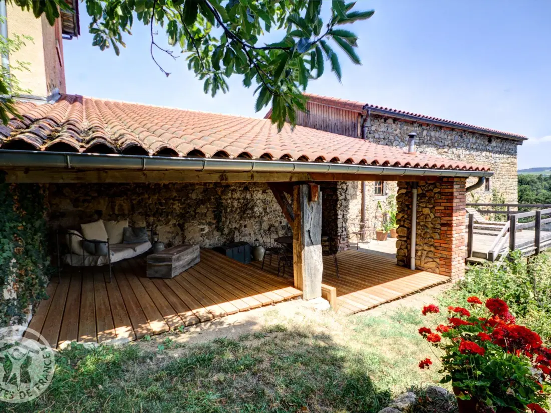 Maison de Vacances SAINT-JUST-LA-PENDUE 4