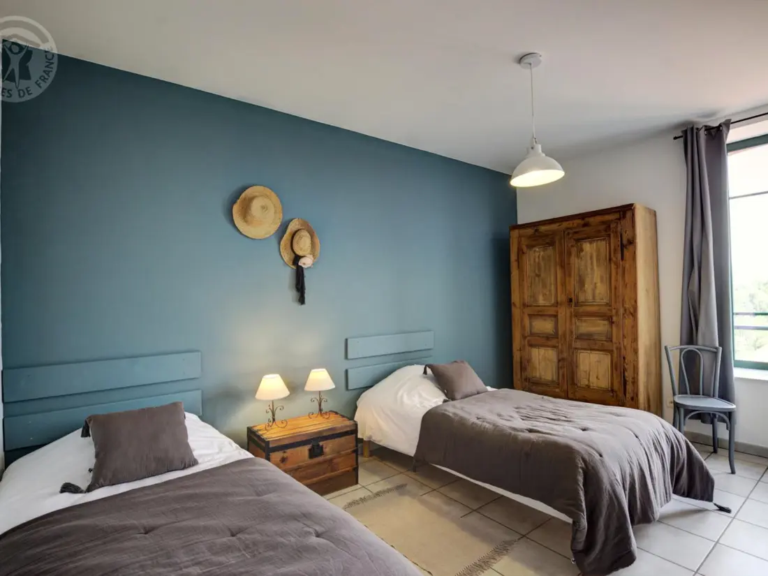 Maison de Vacances SAINT-JUST-LA-PENDUE 5