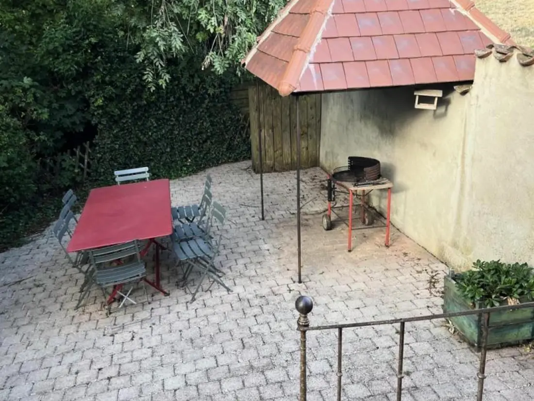 Maison de Vacances SAINT-JUST-LA-PENDUE 5