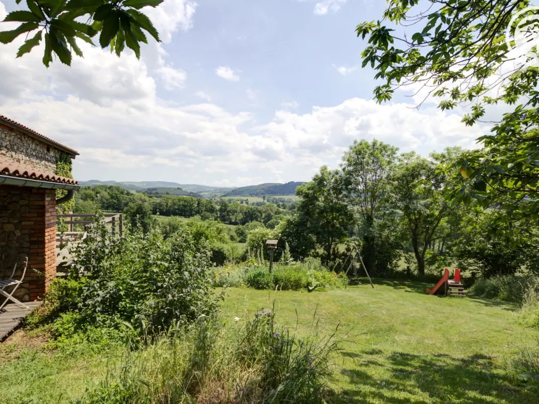 Maison de Vacances SAINT-JUST-LA-PENDUE 5