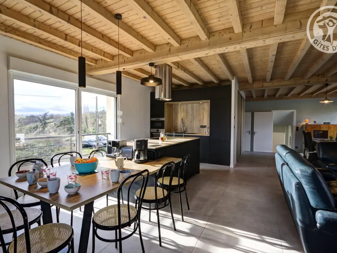 Maison de Vacances SAINT-JUST-SAINT-RAMBERT