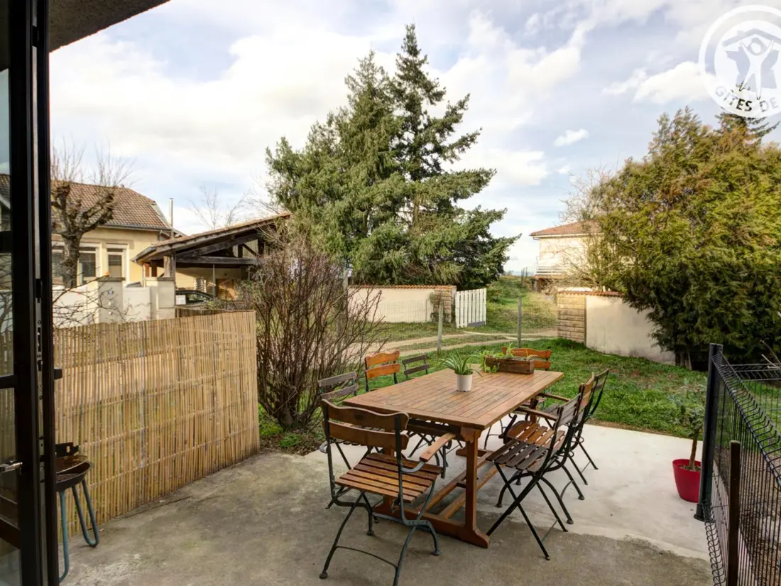 Maison de Vacances SAINT-JUST-SAINT-RAMBERT
