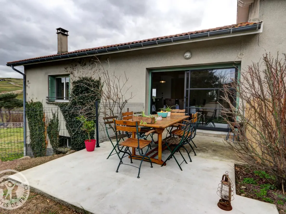 Maison de Vacances SAINT-JUST-SAINT-RAMBERT