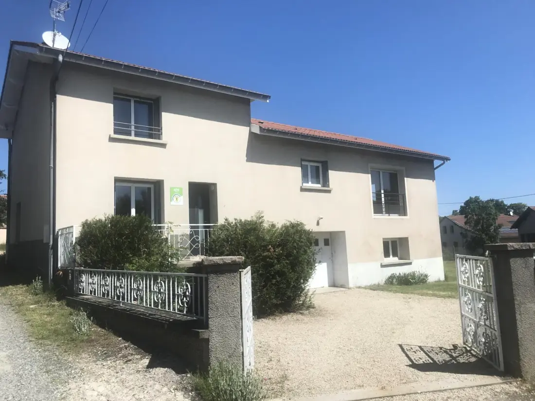 Maison de Vacances SAINT-JUST-SAINT-RAMBERT
