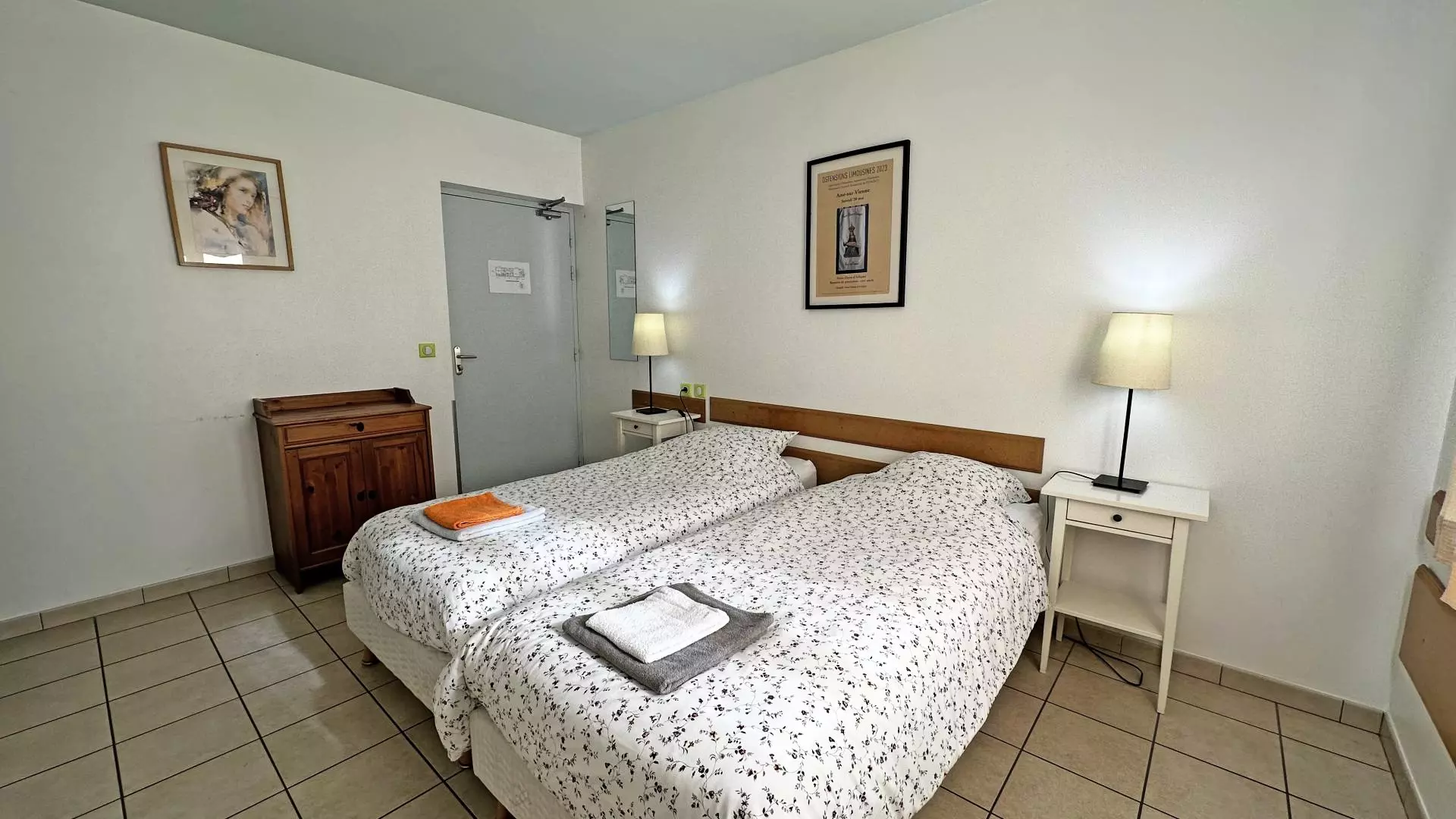 Gîte de France Le château de feuillade 3 épis - - Saint Laurent sur Gorre - 18