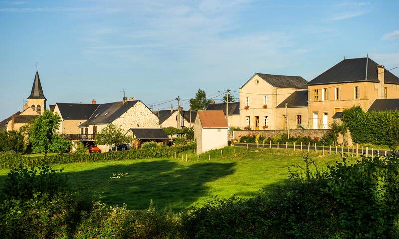 Camping LA FOUGERAIE *** - Saint Léger De Fougeret - 43