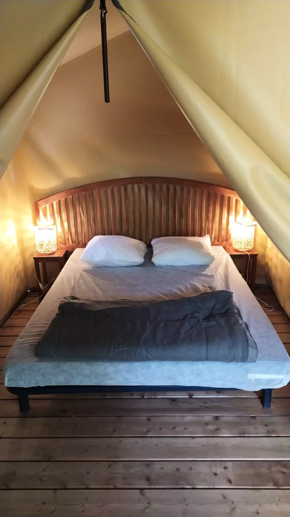 Flower Camping La Rivière 3 étoiles★★★