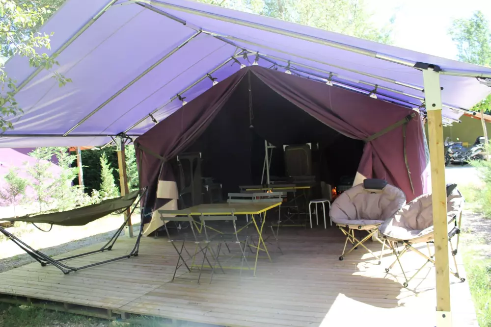 Flower Camping La Rivière 3 étoiles★★★