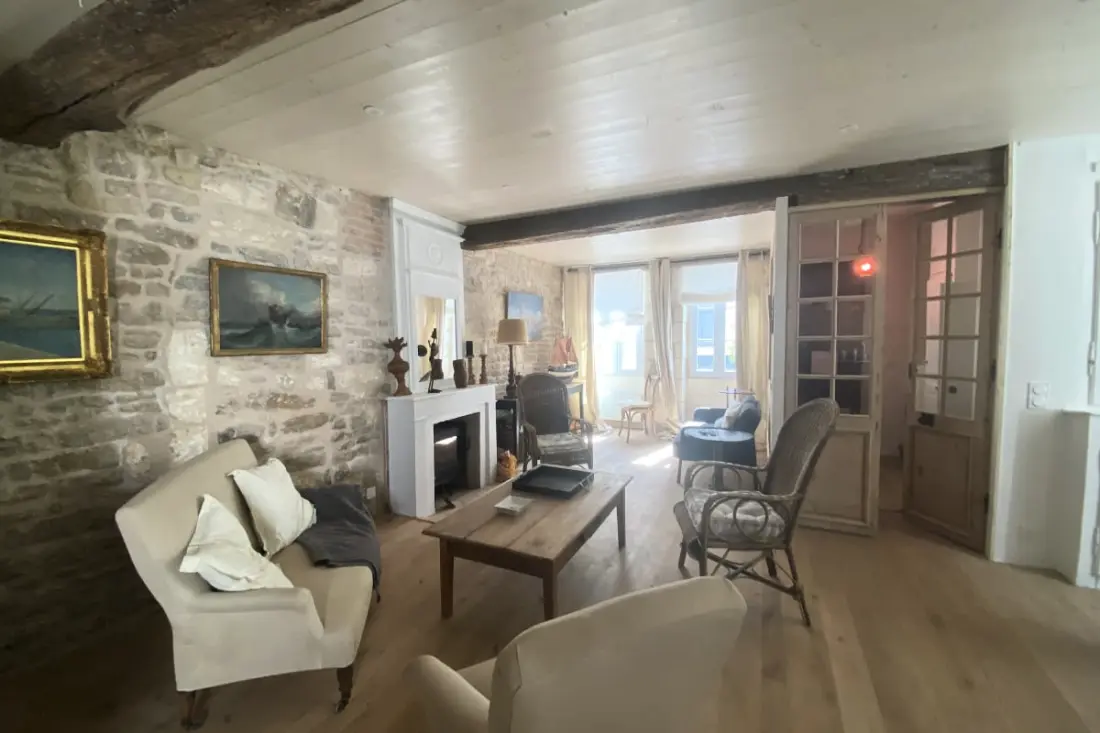 Charmante Maison En Plein Cœur De Saint Martin