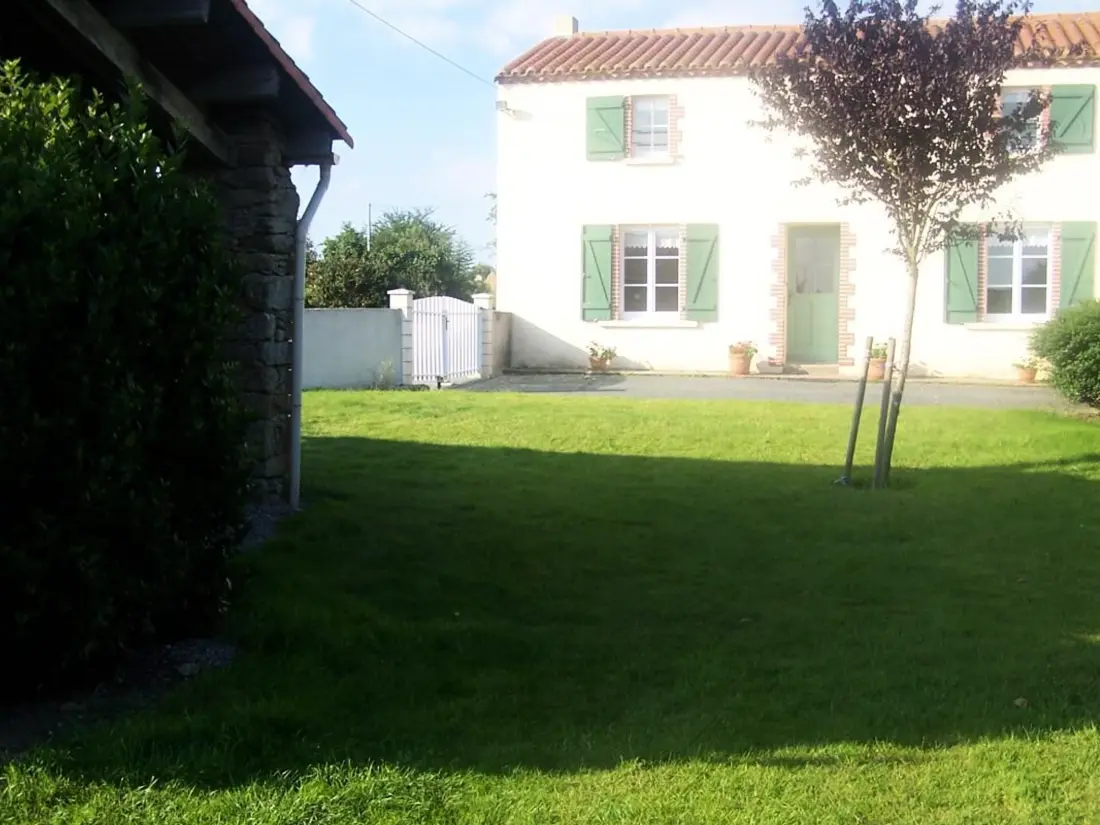 Maison de Vacances Saint-Martin-des-Tilleuls 2