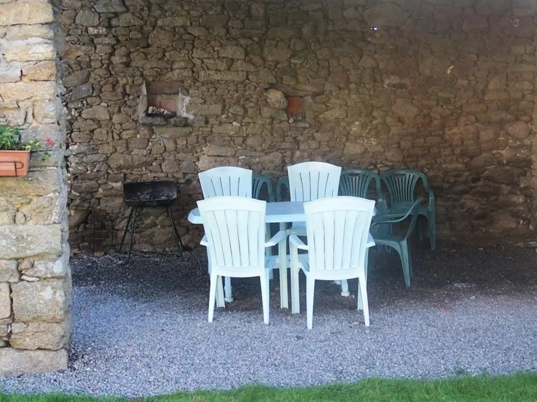 Maison de Vacances Saint-Martin-des-Tilleuls 2