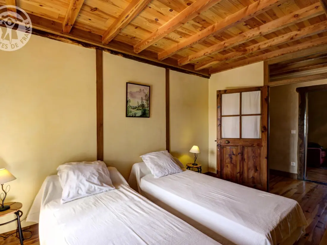 Maison de Vacances SAINT-MARTIN-LA-SAUVETE