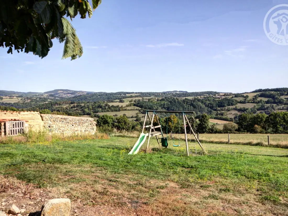 Maison de Vacances SAINT-MARTIN-LA-SAUVETE