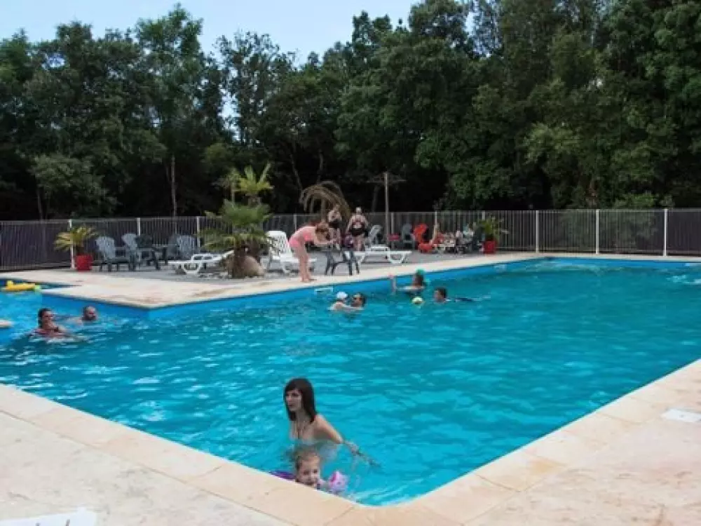 Camping Le Sous Bois  4 étoiles★★★★