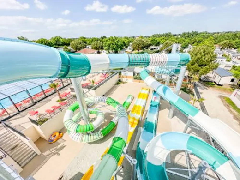 Camping La Riviera 4 étoiles★★★★