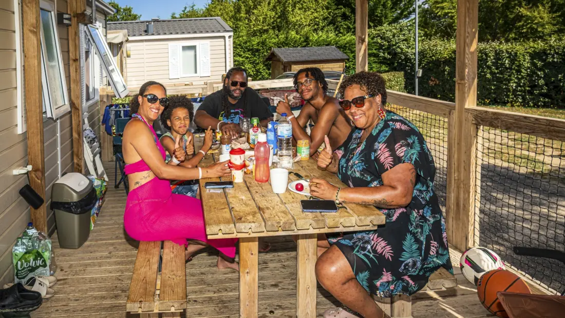 Camping La Riviera 4 étoiles★★★★