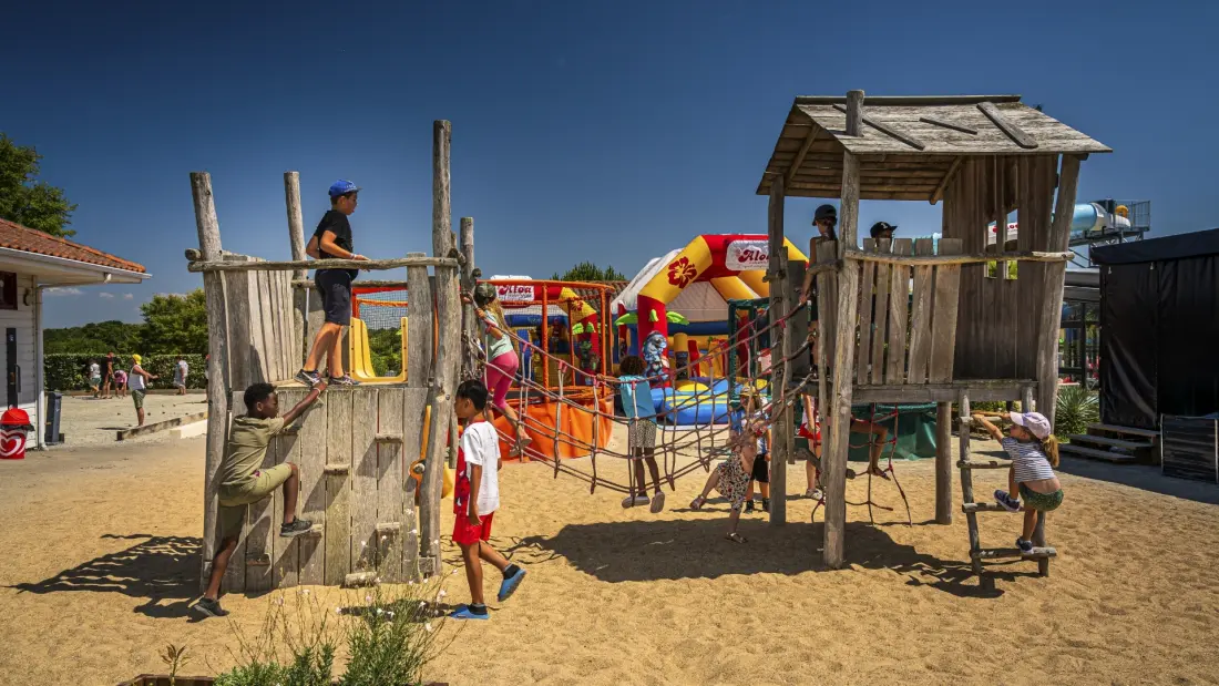 Camping La Riviera 4 étoiles★★★★