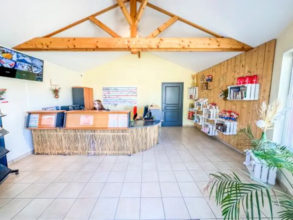 Camping La Riviera 4 étoiles★★★★
