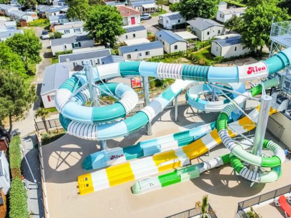 Camping La Riviera 4 étoiles★★★★