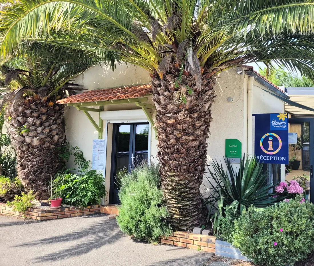Flower Camping L'Abri-Côtier 3 étoiles★★★