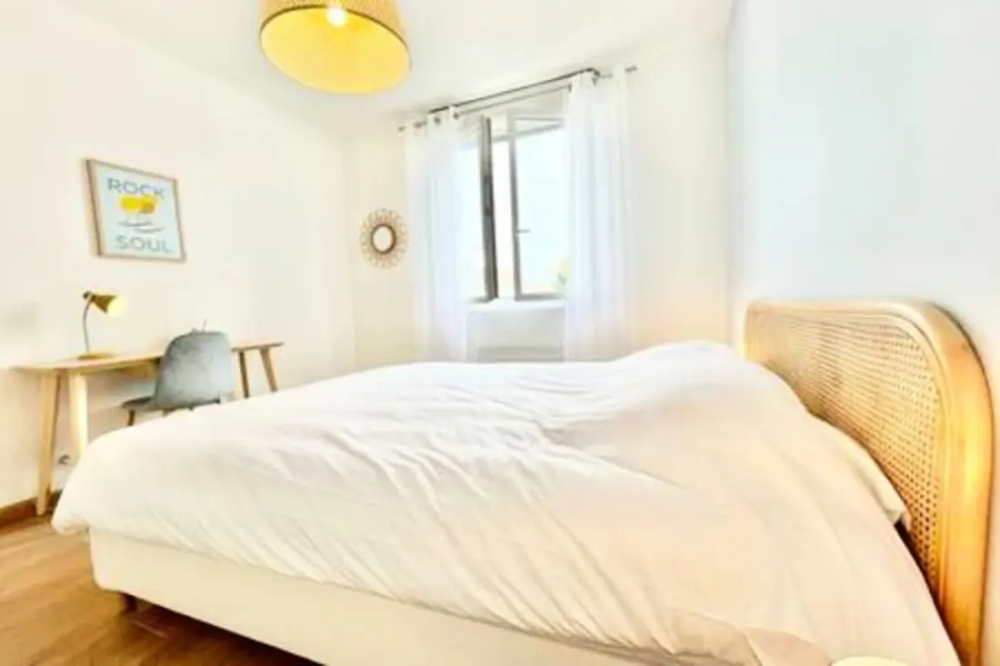 L'art Déco I Centre I Wifi Haut Débit I Lumineux