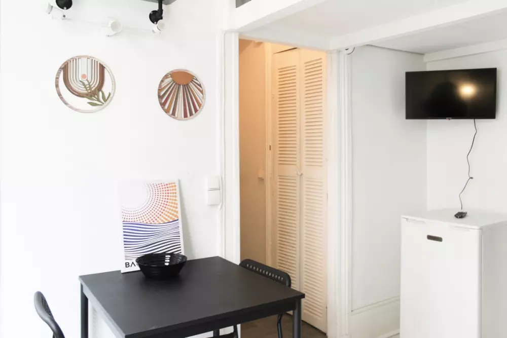 Beau Studio Mezzanine Dans Le Centre-ville