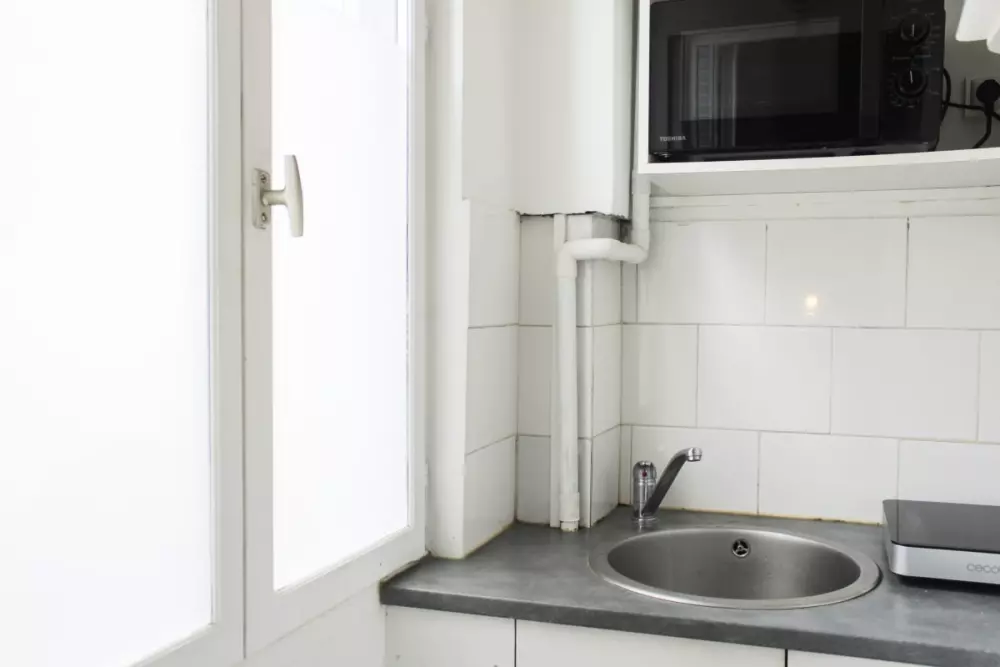 Beau Studio Mezzanine Dans Le Centre-ville