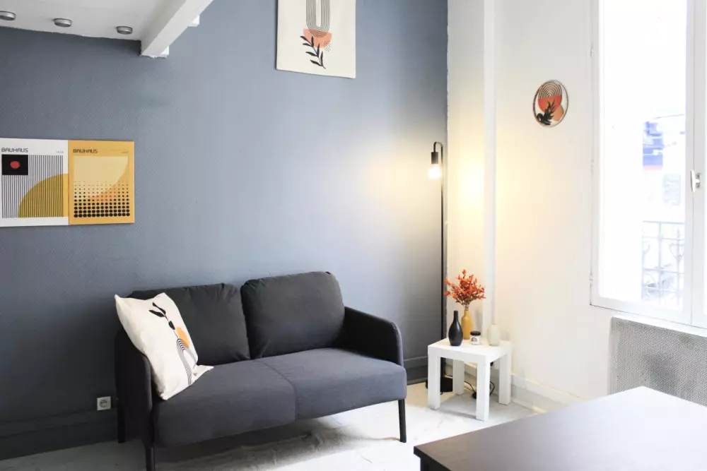 Beau Studio Mezzanine Dans Le Centre-ville