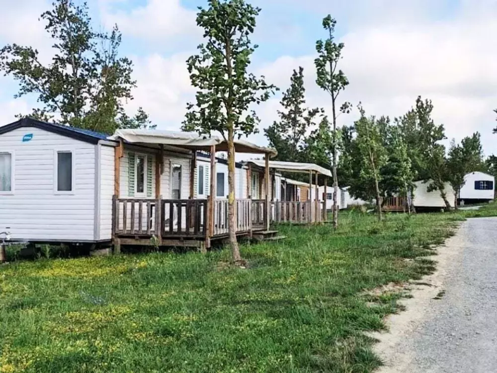 Camping aux 4 vues3 étoiles★★★