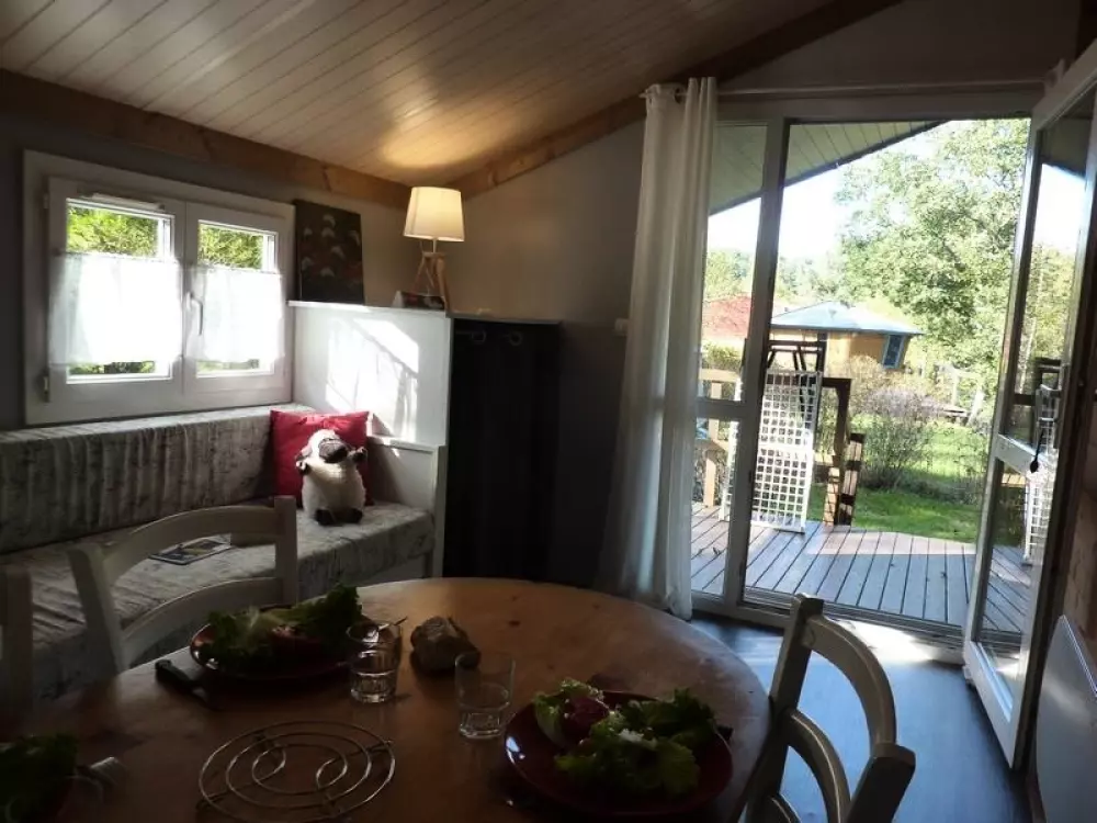 Flower Camping La Rochelambert 4 étoiles★★★★