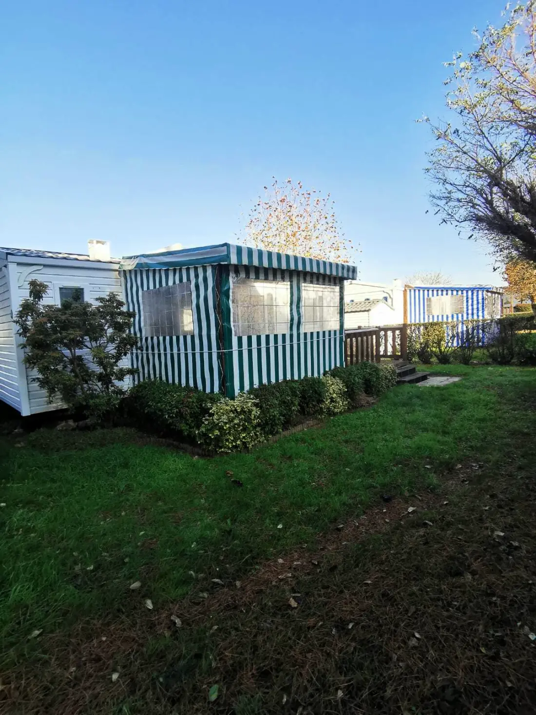 Camping Paradis Les Palmiers 3 étoiles★★★
