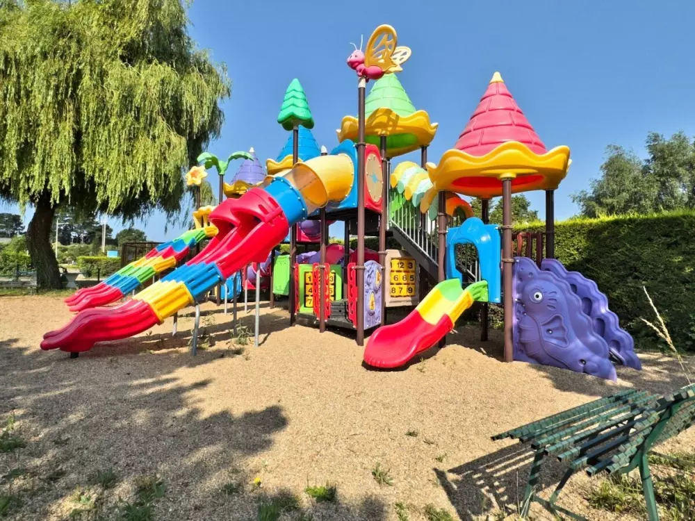 Camping Paradis Les Palmiers 3 étoiles★★★