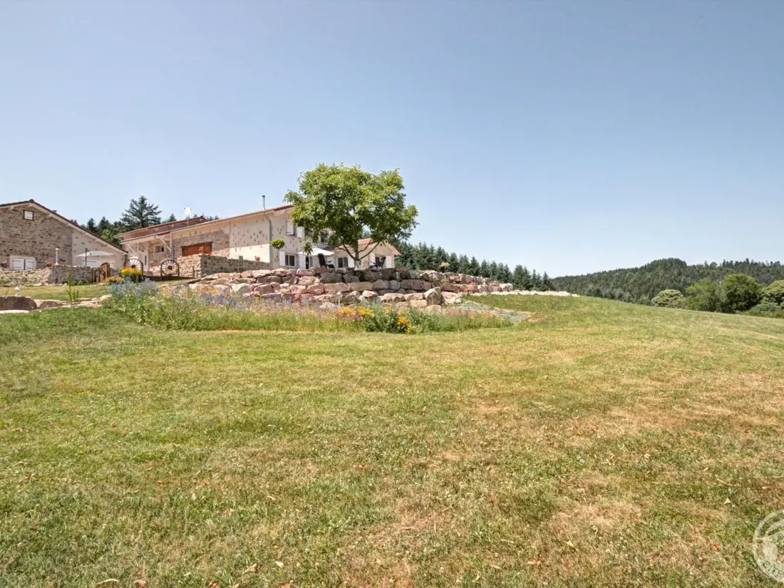 Maison de Vacances SAINT-PRIEST-LA-PRUGNE 4