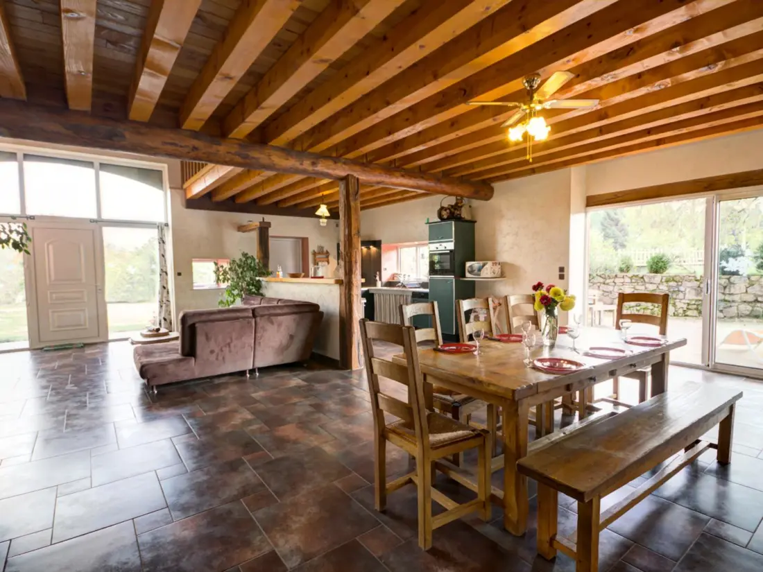 Maison de Vacances SAINT-PRIEST-LA-PRUGNE