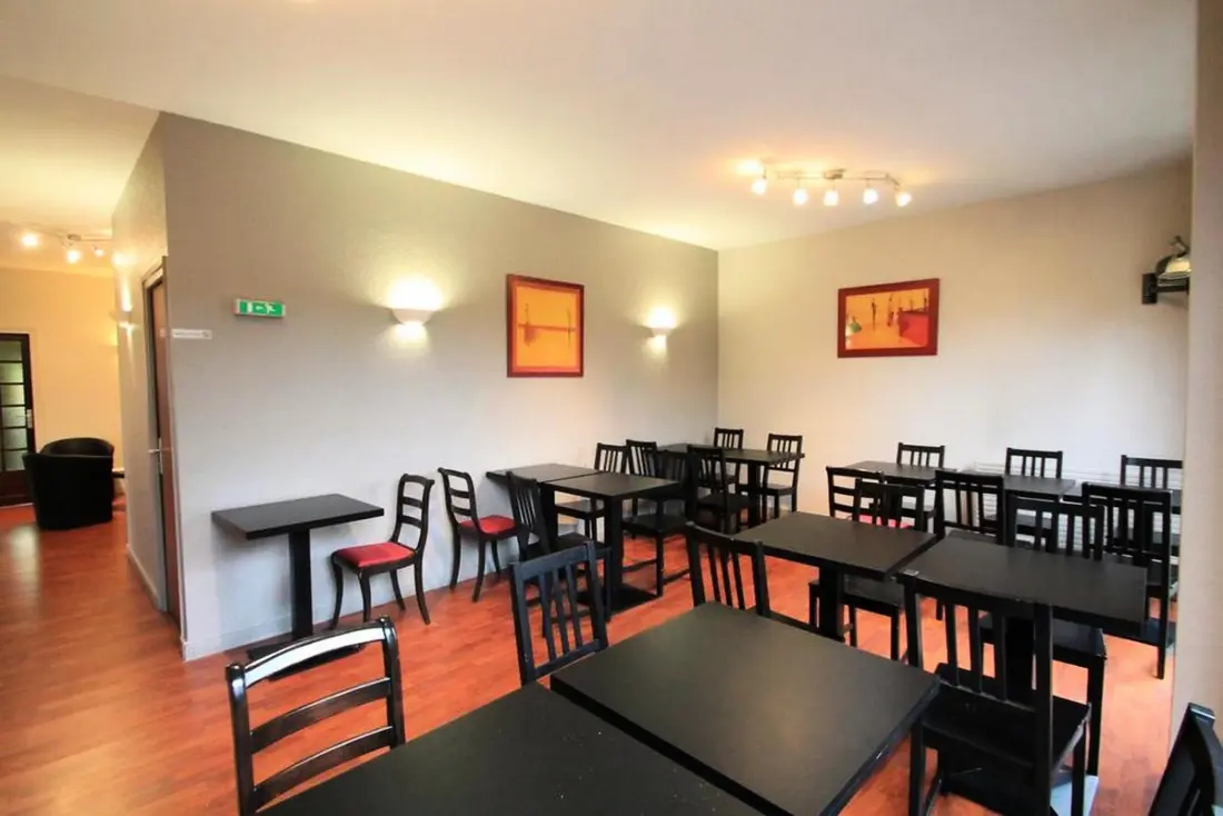 Appart'hôtel Adonis Artys Lyon Est