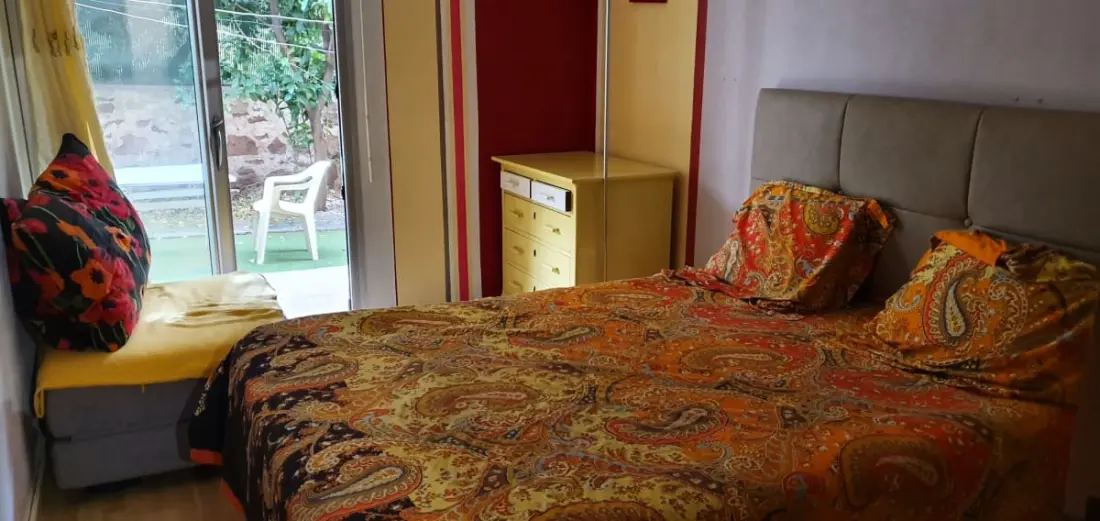 Bel Appartement Avec Terrasse - Saint-raphaël