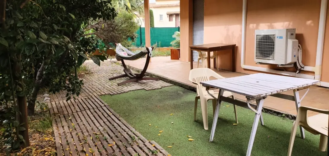 Bel Appartement Avec Terrasse - Saint-raphaël