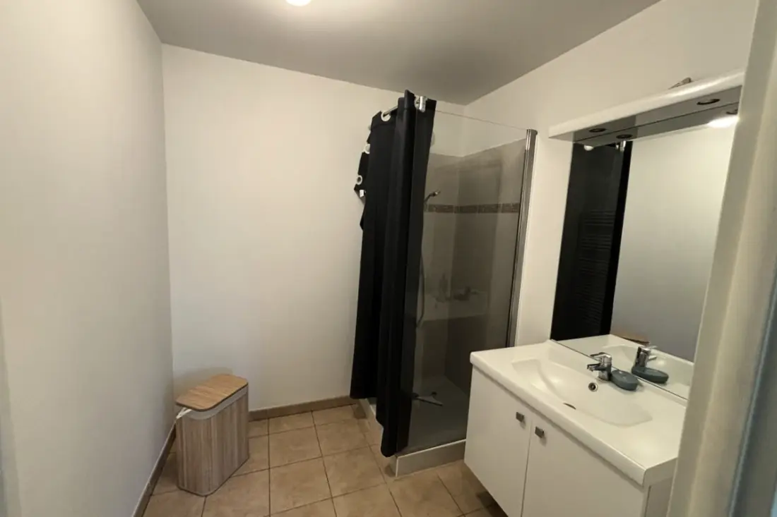 Appt Dans Le Centre Ville/ Residence Avec Piscine