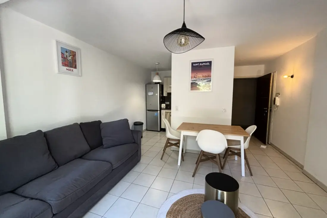 Appt Dans Le Centre Ville/ Residence Avec Piscine