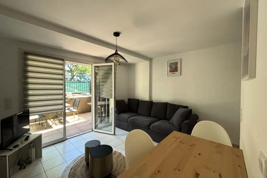 Appt Dans Le Centre Ville/ Residence Avec Piscine