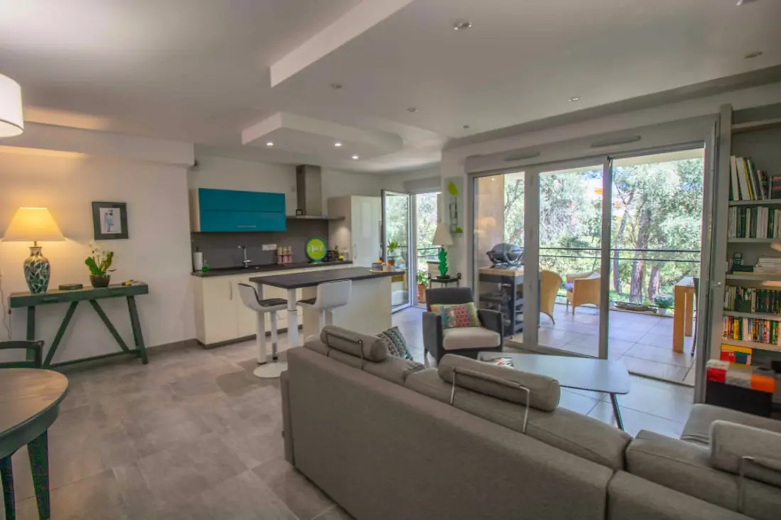 Beau 78m² Avec Terrasse  Résidence Avec Piscine