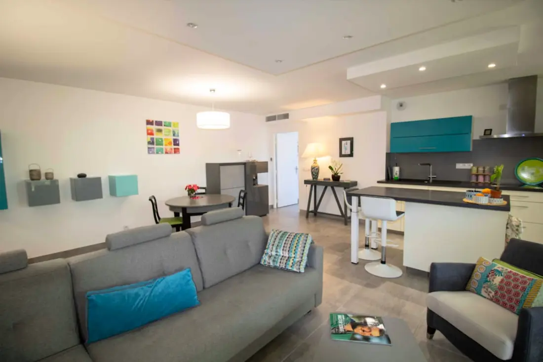 Beau 78m² Avec Terrasse  Résidence Avec Piscine