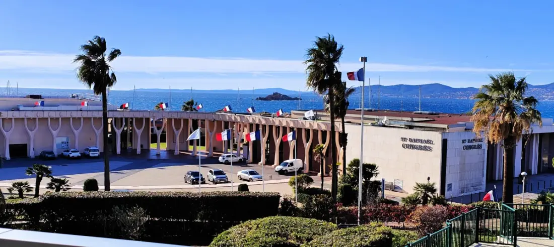 Cocon D'amour De 50 M² Avec Piscine Commune