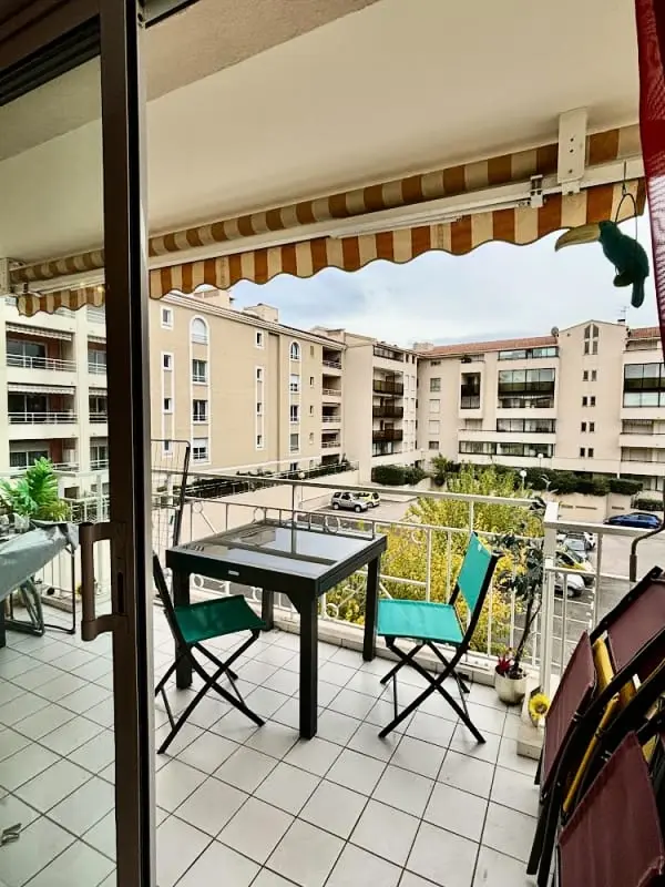 Bel Appartement De 65 M²
