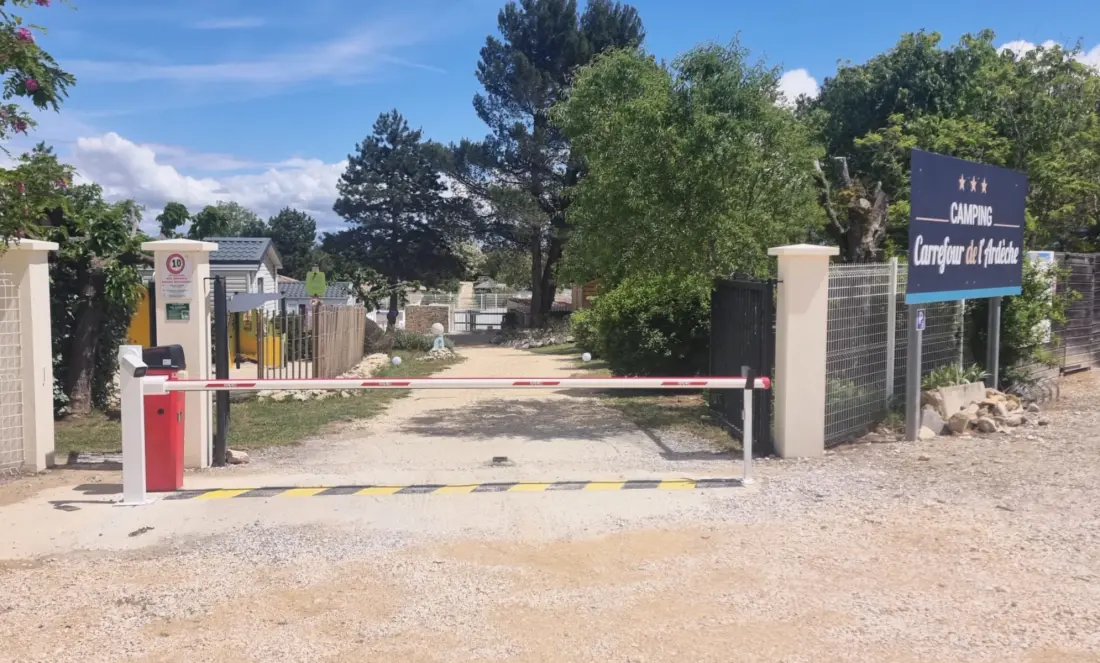 Camping Carrefour de l'Ardèche 3 étoiles★★★