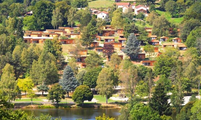 France - Auvergne - Saint Rémy sur Durolle - Camping Les Demeures du Lac 3*