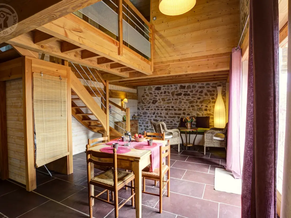 Maison de Vacances SAINT-ROMAIN-D'URFE 2