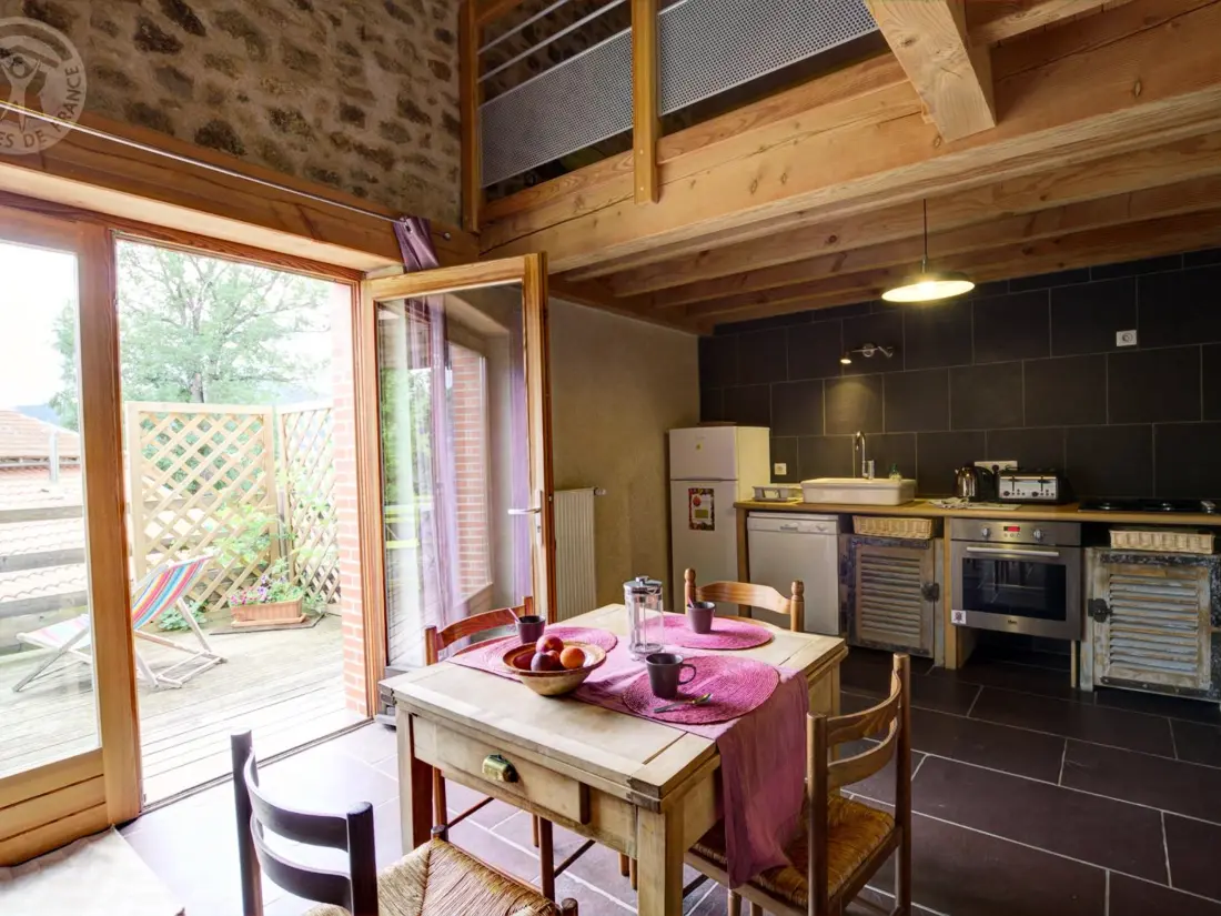 Maison de Vacances SAINT-ROMAIN-D'URFE 2