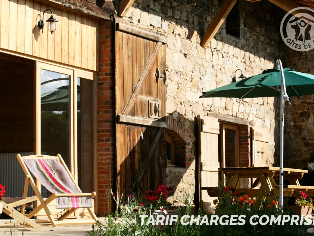Maison de Vacances SAINT-ROMAIN-D'URFE 3