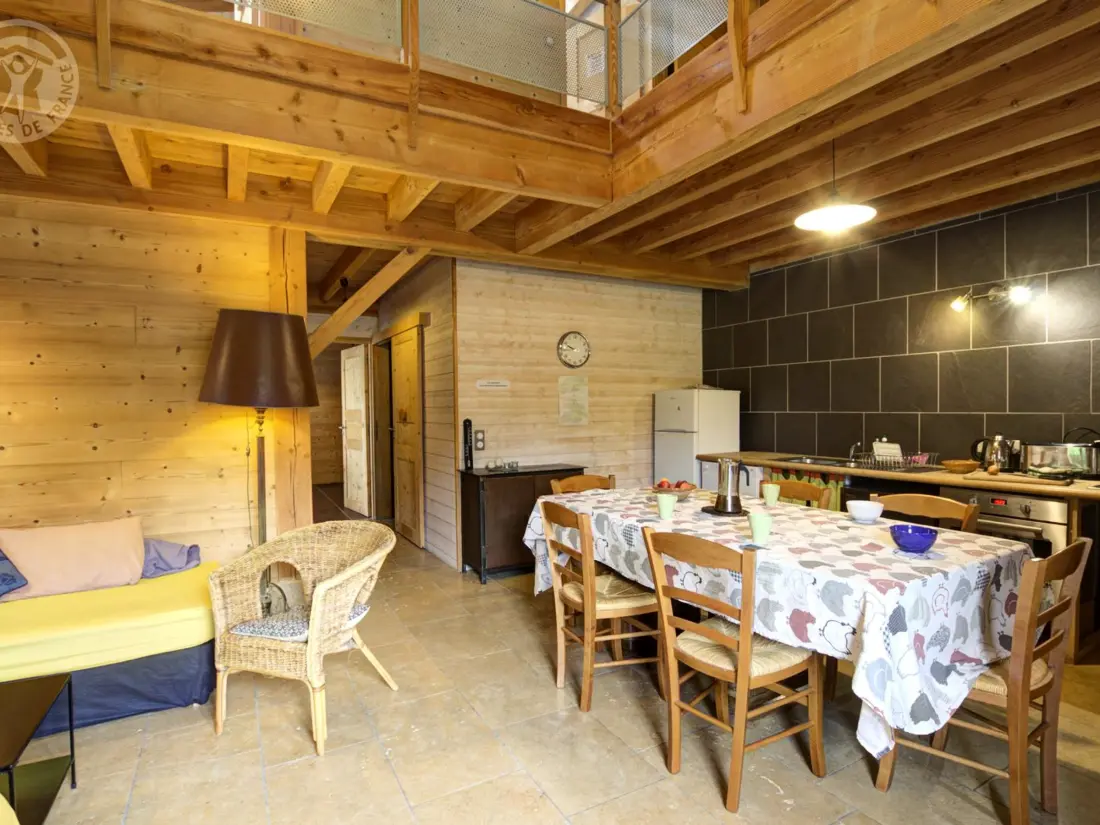 Maison de Vacances SAINT-ROMAIN-D'URFE 3
